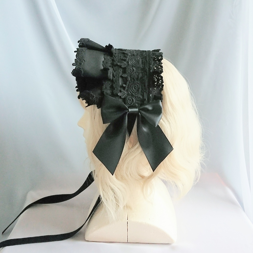 バラとはしごレースのハーフボンネット風ヘッドドレス