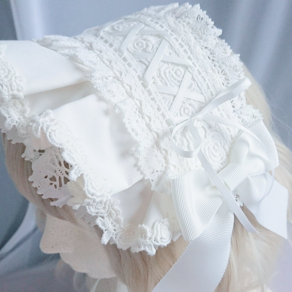 編み上げハーフボンネット風ヘッドドレス