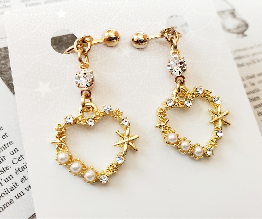 ハートのキラキラ　イヤリング・ピアス