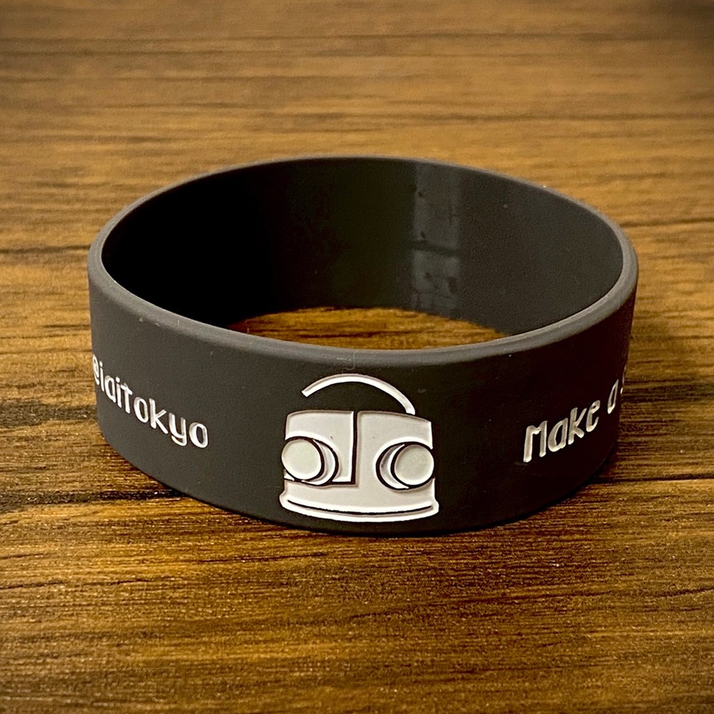 ロボット頭「一緒に行こうラバーバンド」