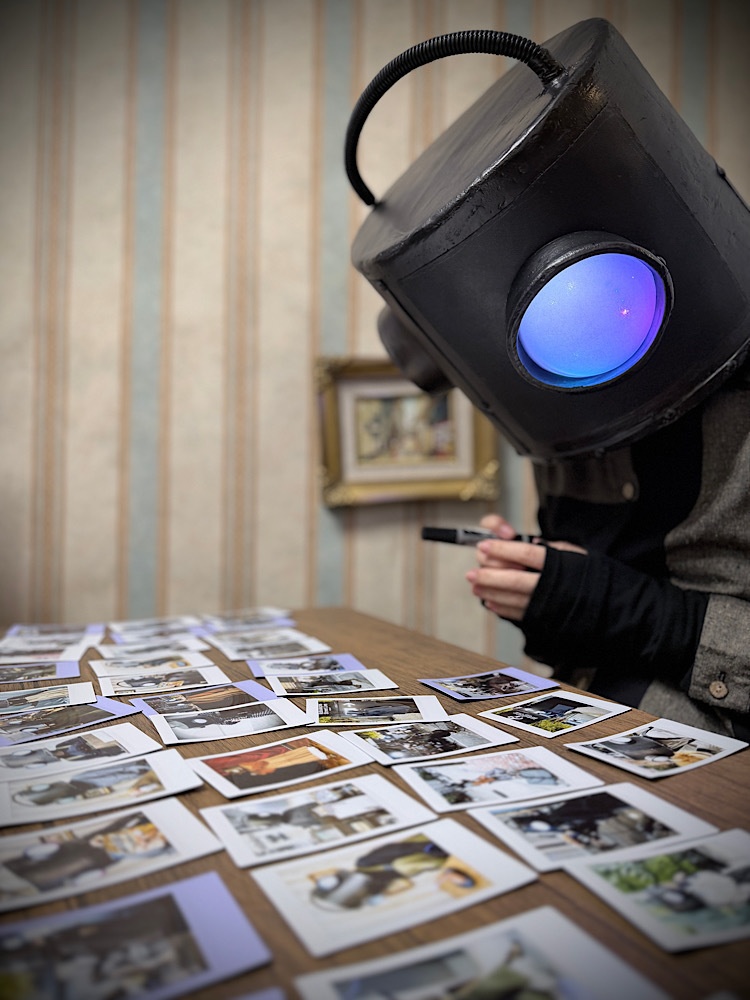 ﾛﾎﾞｯﾄ頭のｻｲﾝ付き！想い出のランダムチェキ 2025夏と秋