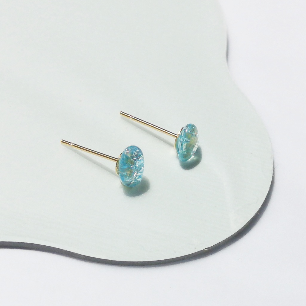 涼しげな水のプチピアス.2