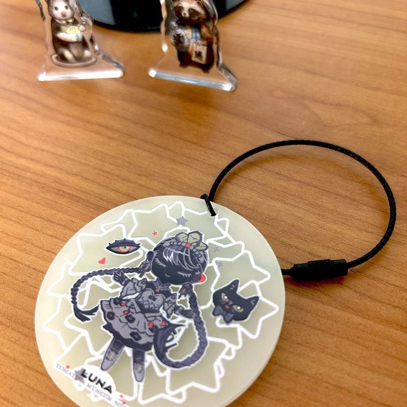 LUNA 蓄光アクリルキーホルダー