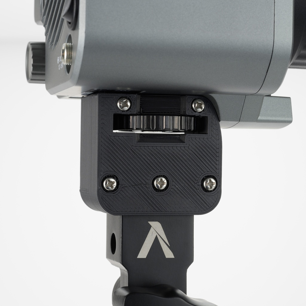 Amaran COB 60用 無回転ホルダーアダプタ