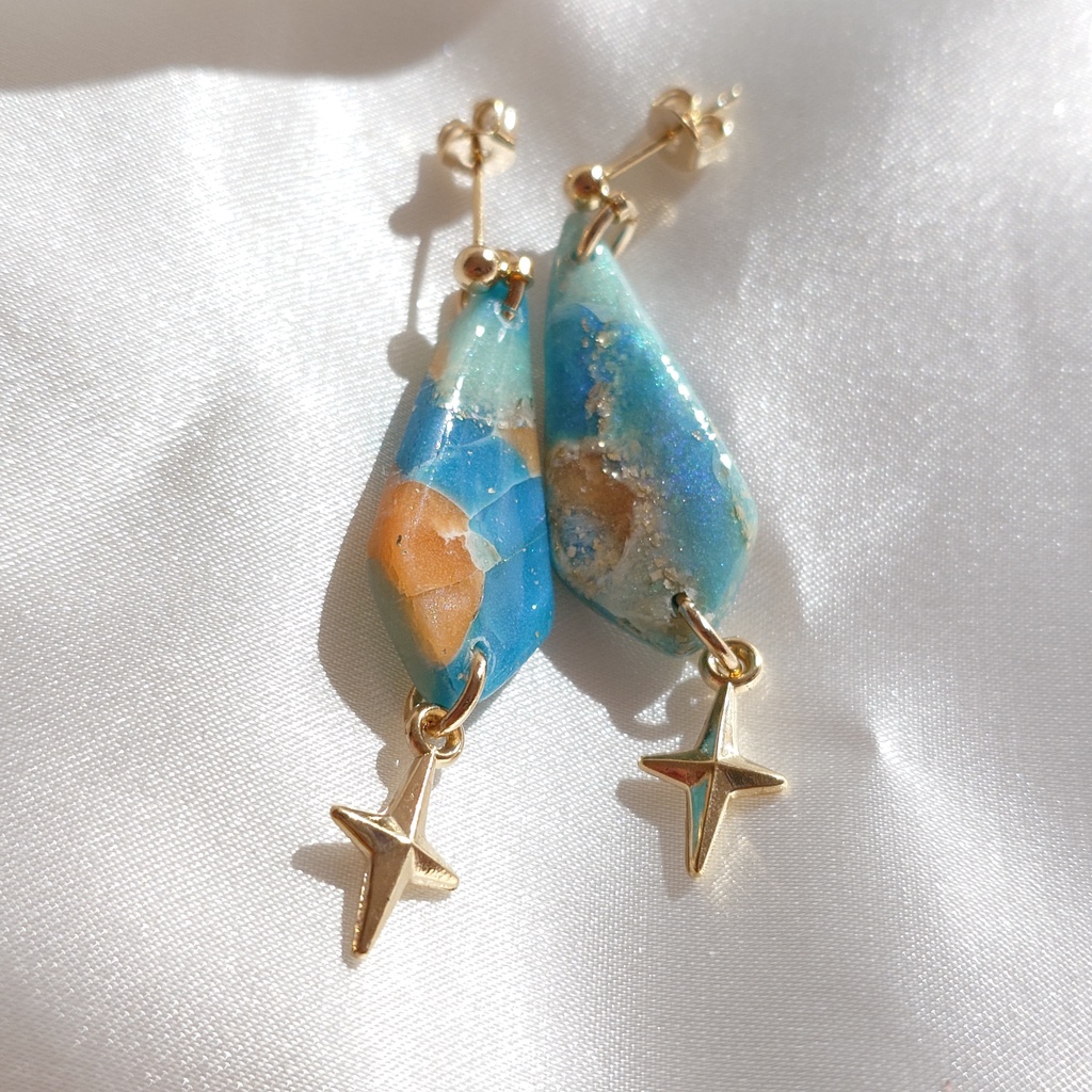 ファルカ イヤリング・ピアス