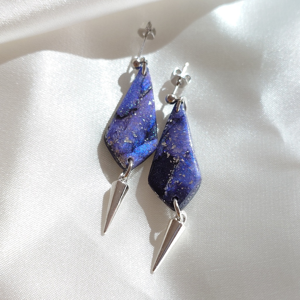 フリンズ イヤリング・ピアス