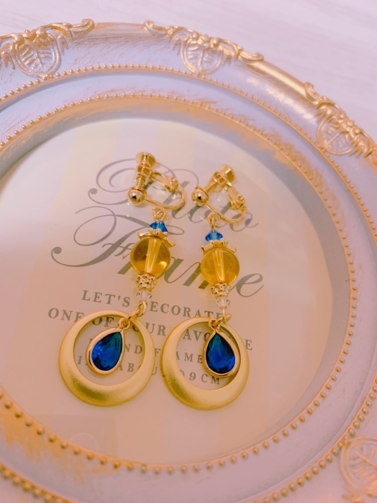 刀剣乱舞/三日月宗近イメージのイヤリング