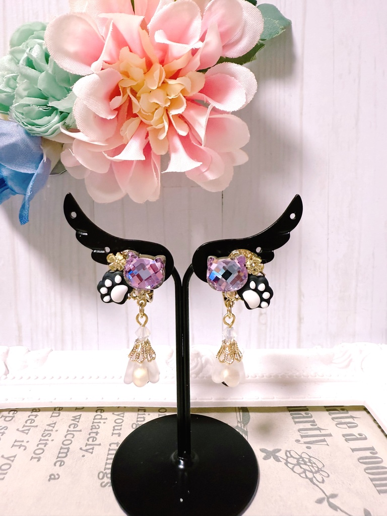 Crown Works.R/猫のイヤリング　No.05