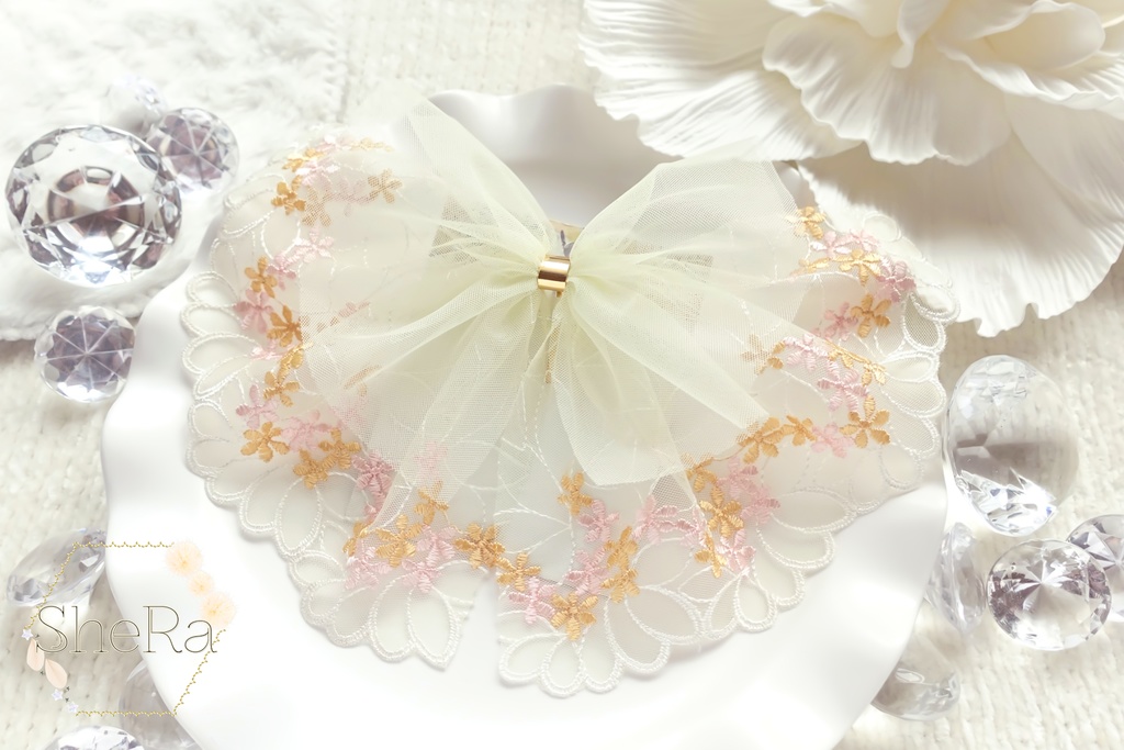 レースリボンのポニーフック・シャインマスカットグリーン