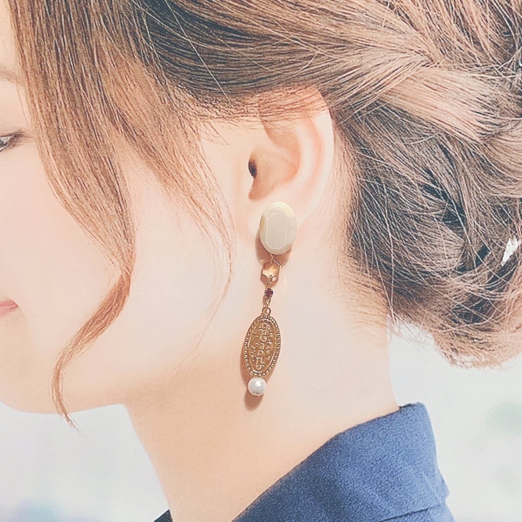 カリム・アルアジーム イメージアクセサリー