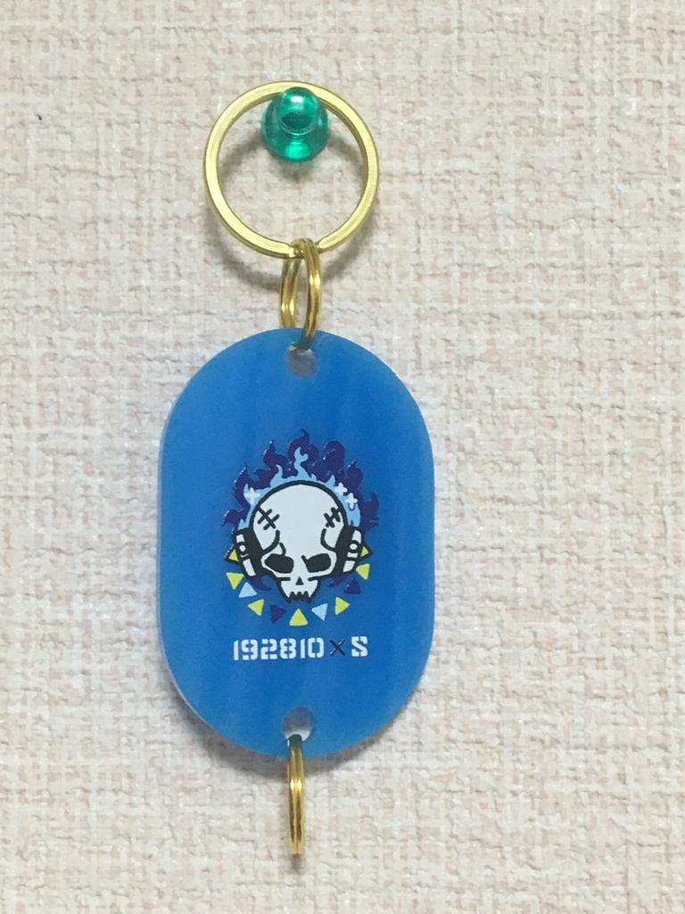 いであアクリルタグキーホルダー