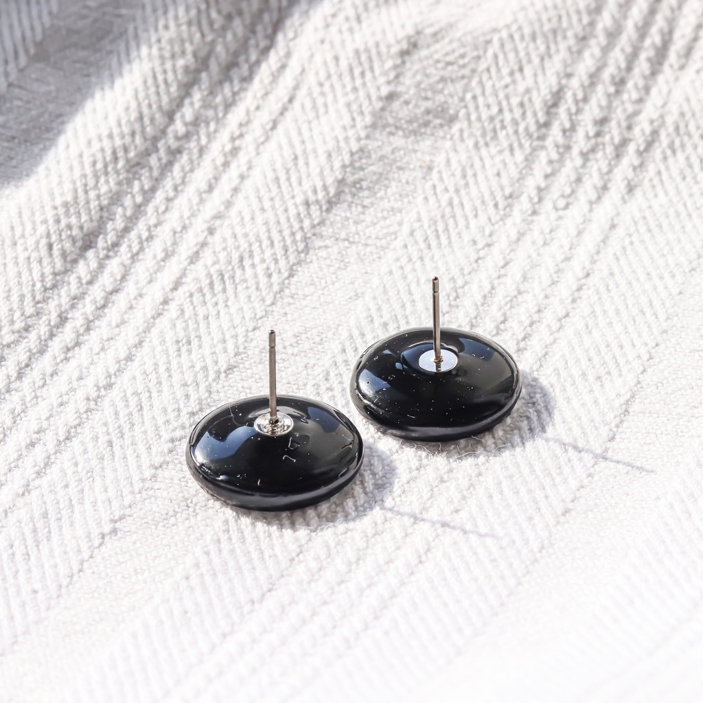 呪術廻戦 五条悟イメージ 【Ao(-蒼-)】/ ハンドメイド ピアス ヴィンテージ