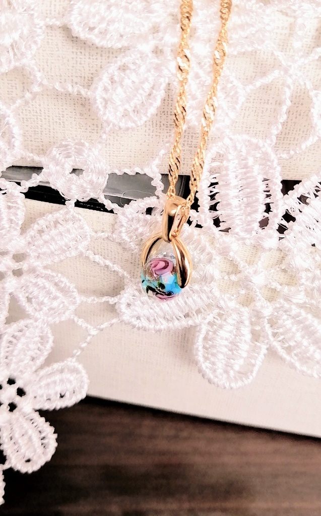 Rosegarden necklace