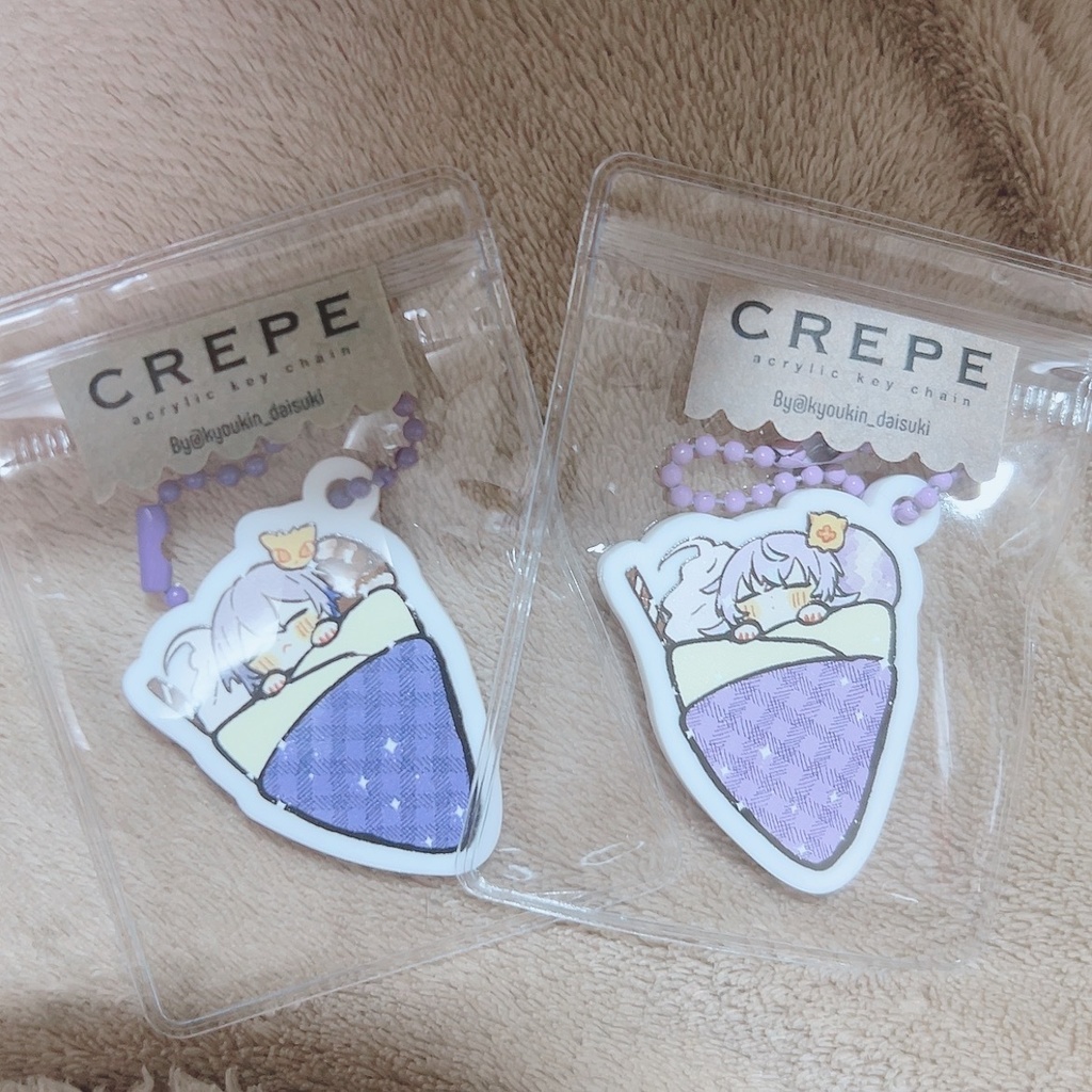 クレープアクリルキーホルダー🎶