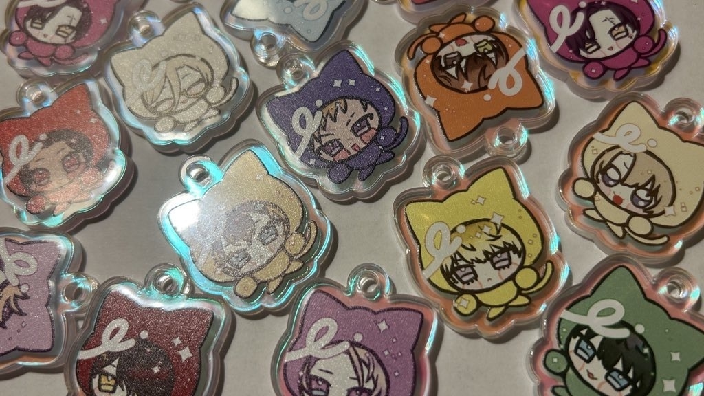 EN！非公式オーロラアクキー🎶