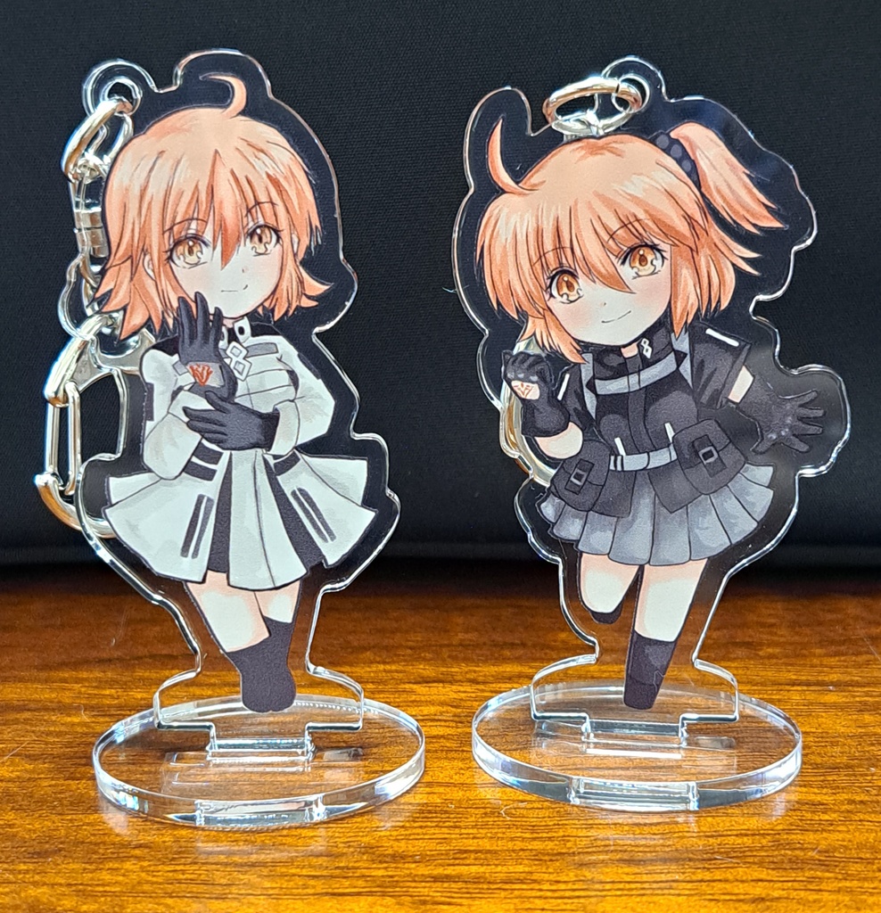 台座付きアクリルキーホルダー（FGOぐだ子）