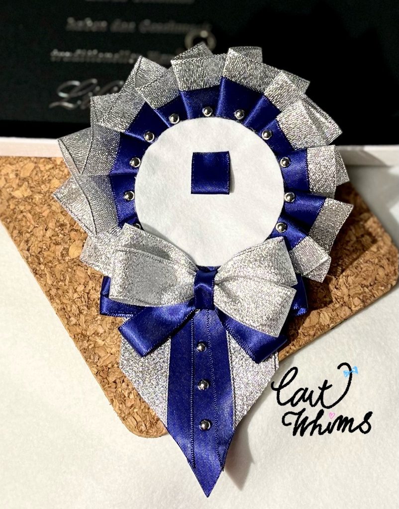 メタリックなネイビーロゼット