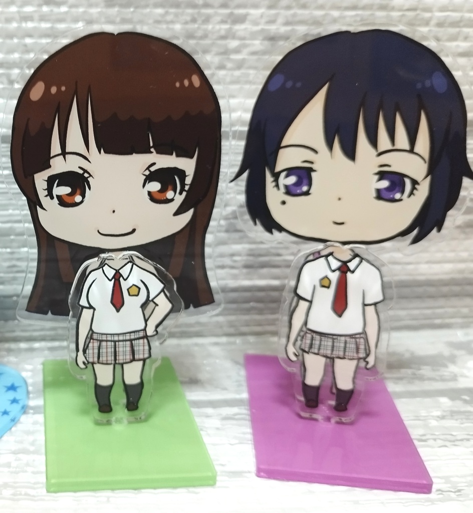 お着替えアクリルスタンド