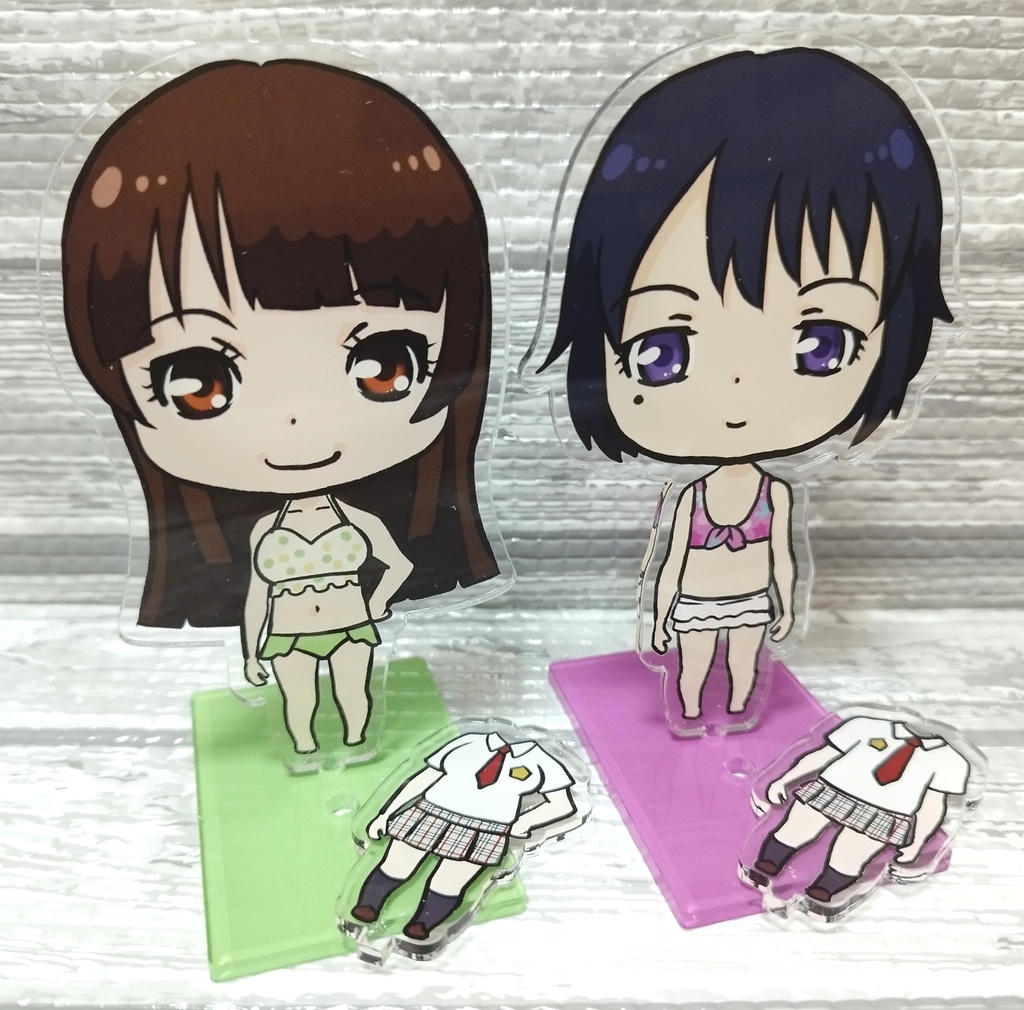 お着替えアクリルスタンド