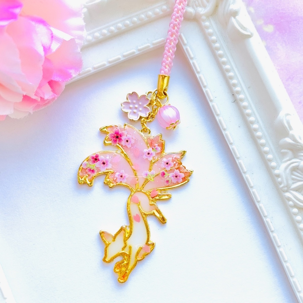 桜九尾の狐 ストラップ Kirarate キララテ Booth