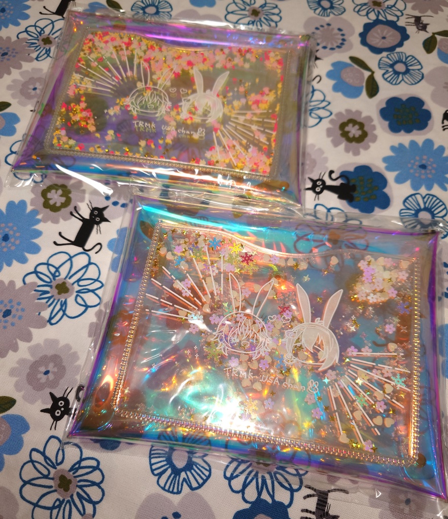 グリッター入りオーロラポーチ