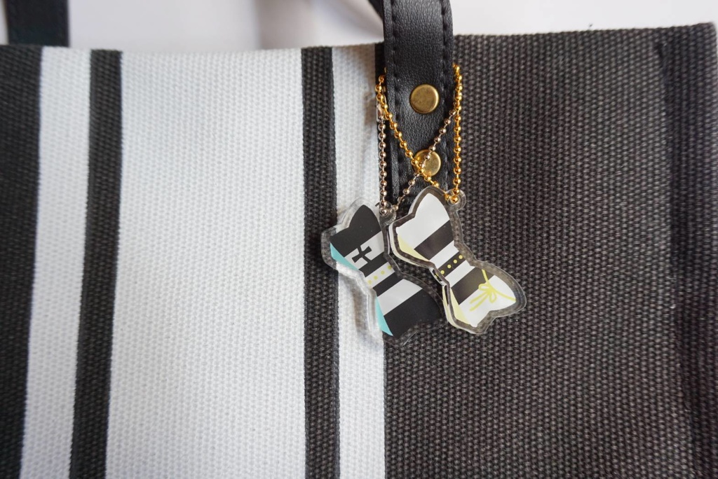 【送料込】とうらぶイメージリボンアクキー