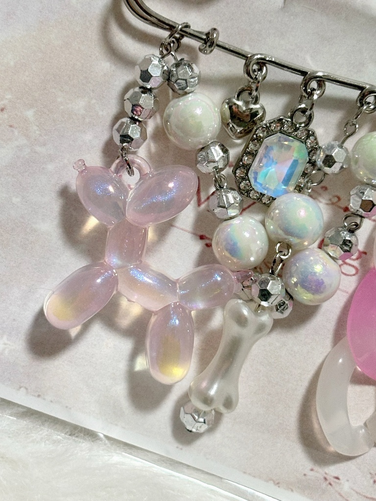【ハンドメイド】DOG Charmpin/オーロラバルーン×ピンクドリーム