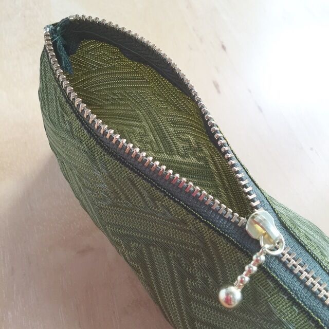 【紗綾形】畳縁 テトラ型 ペンケース 抹茶色 縁起物 グリーン