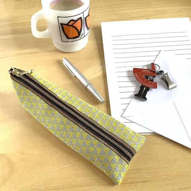 鬼滅の刃 善逸イメージカラー 畳縁 テトラ型 ミニポーチ 小銭入れ 鱗模様 黄色