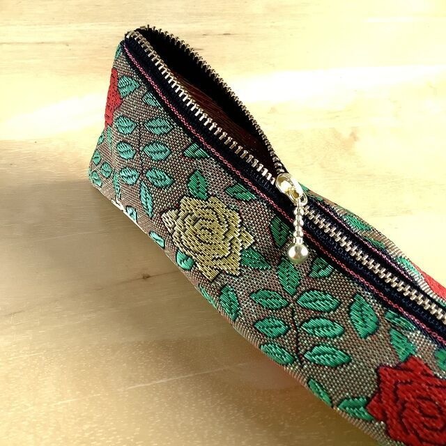 【薔薇】畳縁 テトラ型 ペンケース レトロ ベルばら風