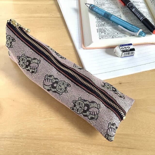 【招き猫】畳縁 テトラ型 ペンケース 縁起物 和風 ピンク