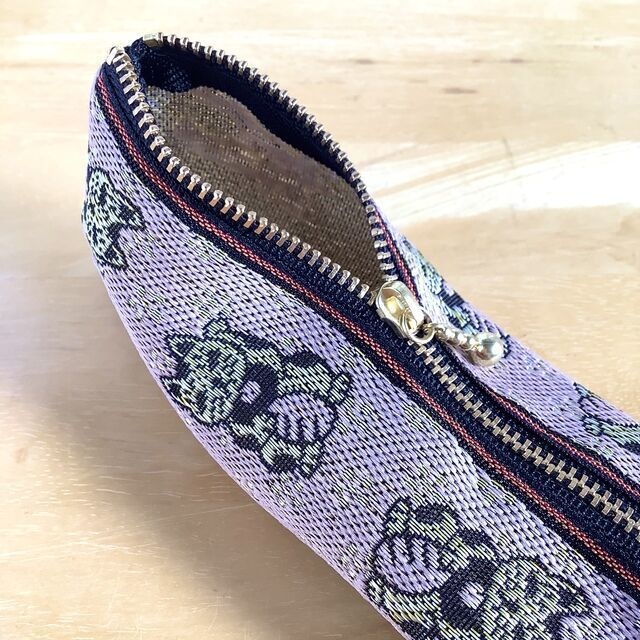 【招き猫】畳縁 テトラ型 ペンケース 縁起物 和風 ピンク