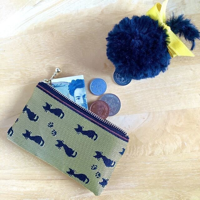 畳縁【黒猫】ぺたんこ カードケース 小銭入れ ミニポーチ ゴールド 猫