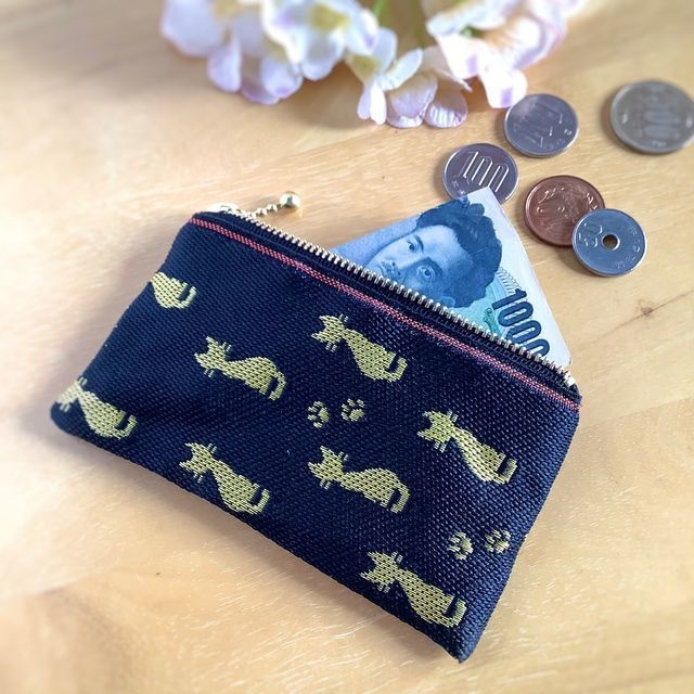 畳縁【金猫】ぺたんこ 小銭入れ ミニポーチ カードケース 黒 ゴールド