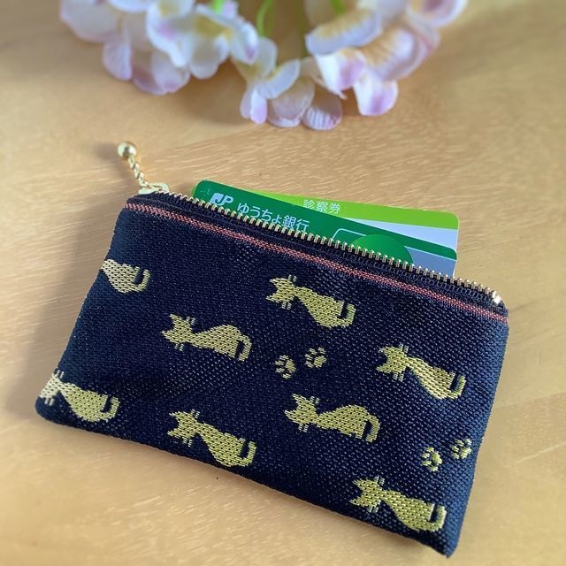 畳縁【金猫】ぺたんこ 小銭入れ ミニポーチ カードケース 黒 ゴールド