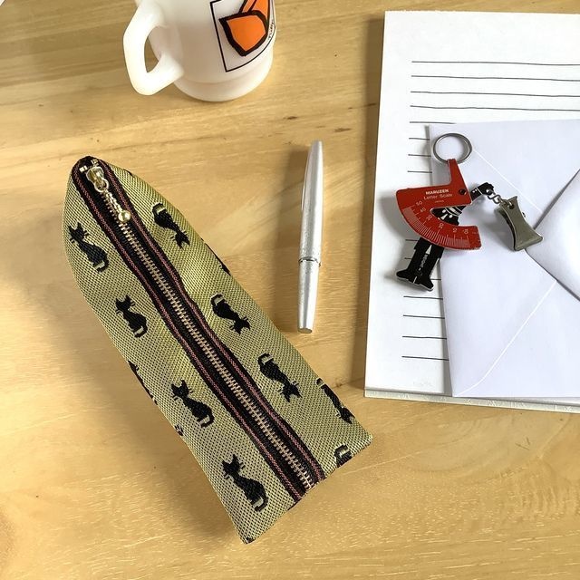 畳縁【黒猫】テトラ型 ペンケース ゴールド 黒 ねこ 大人可愛い