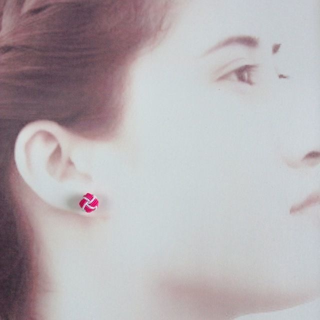 水引製 【芍薬のつぼみ】 バイカラー ピアス リゾートにも