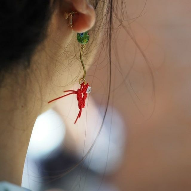 水引製 ゆらゆら金魚 ピアス 赤金