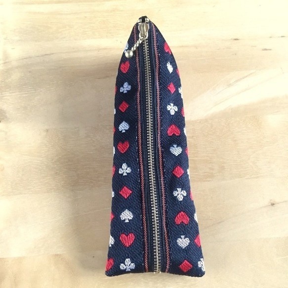 【トランプ柄】畳縁 テトラ型 ペンケース 黒 アリス