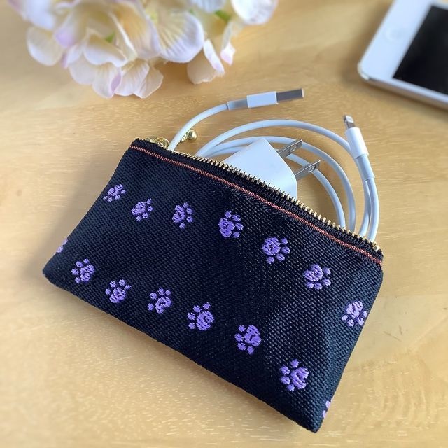 【あしあと】畳縁 ぺたんこ カードケース 小銭入れ ミニポーチ 黒×紫