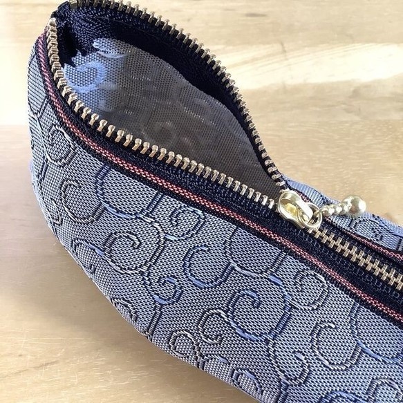 【鯖唐草】テトラ型 ペンケース ニュアンスカラー レインボー 唐草文様