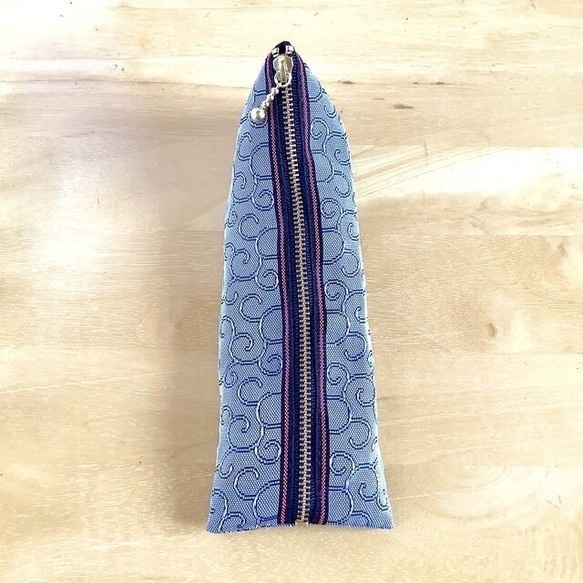 【鯖唐草】テトラ型 ペンケース ニュアンスカラー レインボー 唐草文様