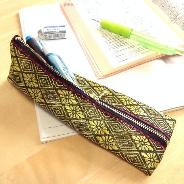 【花菱】畳縁 テトラ型 ペンケース ひし形 和風 金 黒