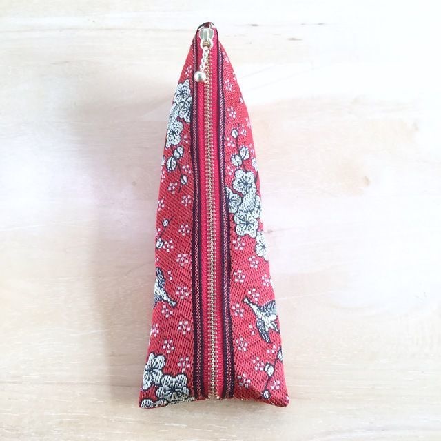 【梅に鶯】畳縁 テトラ型 ペンケース 小鳥 和風 赤