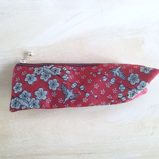 【梅に鶯】畳縁 テトラ型 ペンケース 小鳥 和風 赤