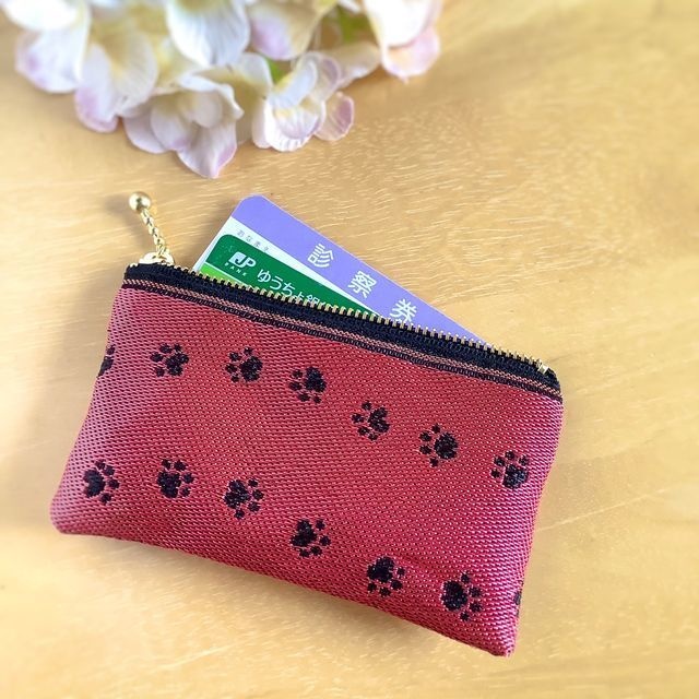 【あしあと】畳縁　ぺたんこ　カードケース　小銭入れ　ミニポーチ　犬　猫　肉球　赤×黒