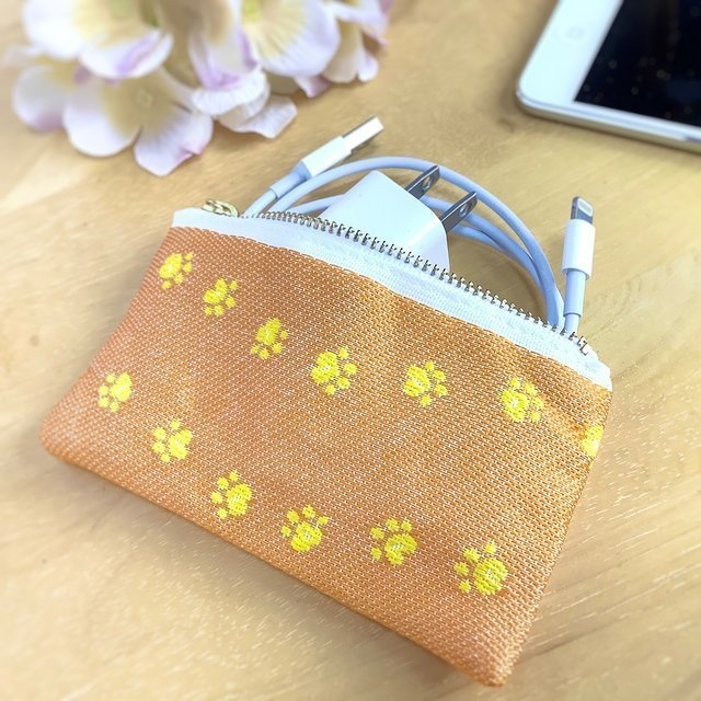 【足あと】畳縁 ぺたんこ ミニポーチ カードケース 小銭入れ みかん色 犬 猫