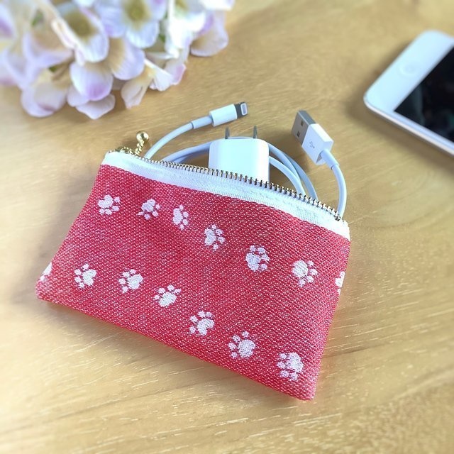 【足あと】畳縁 テトラ型 ペンケース いちご色 肉球 猫 犬 赤