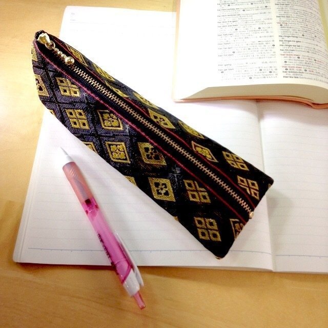 【花菱】畳のヘリ ぺたんこ ミニポーチ カードケース 小銭入れ 黒 吉祥文様ひし形