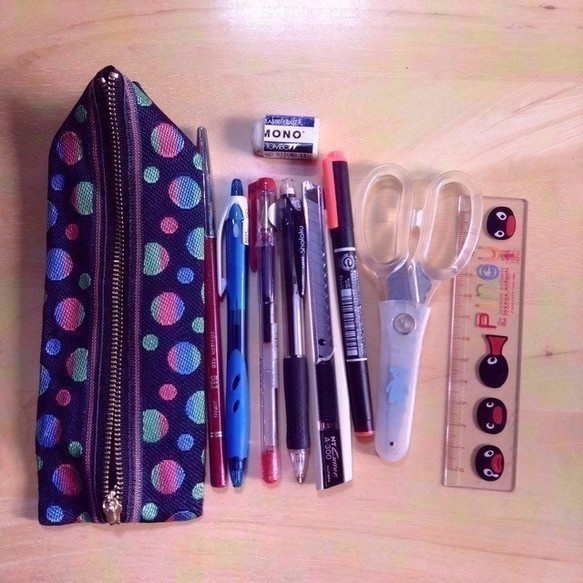 【アニマル柄】畳のヘリ テトラ型 ペンケース 赤 おうち時間